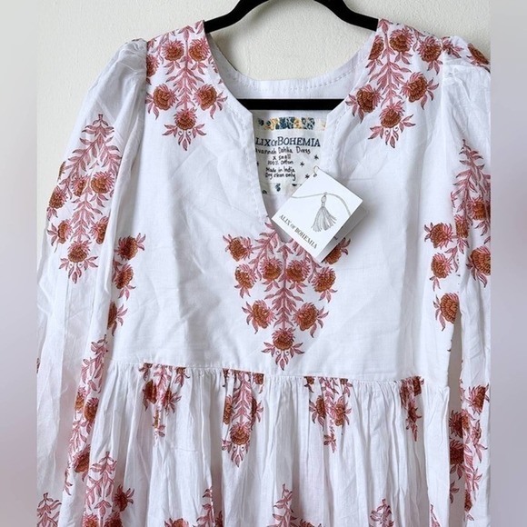 Alix Of Bohemia White Dress with Red Floral Design - Picture 6 of 7